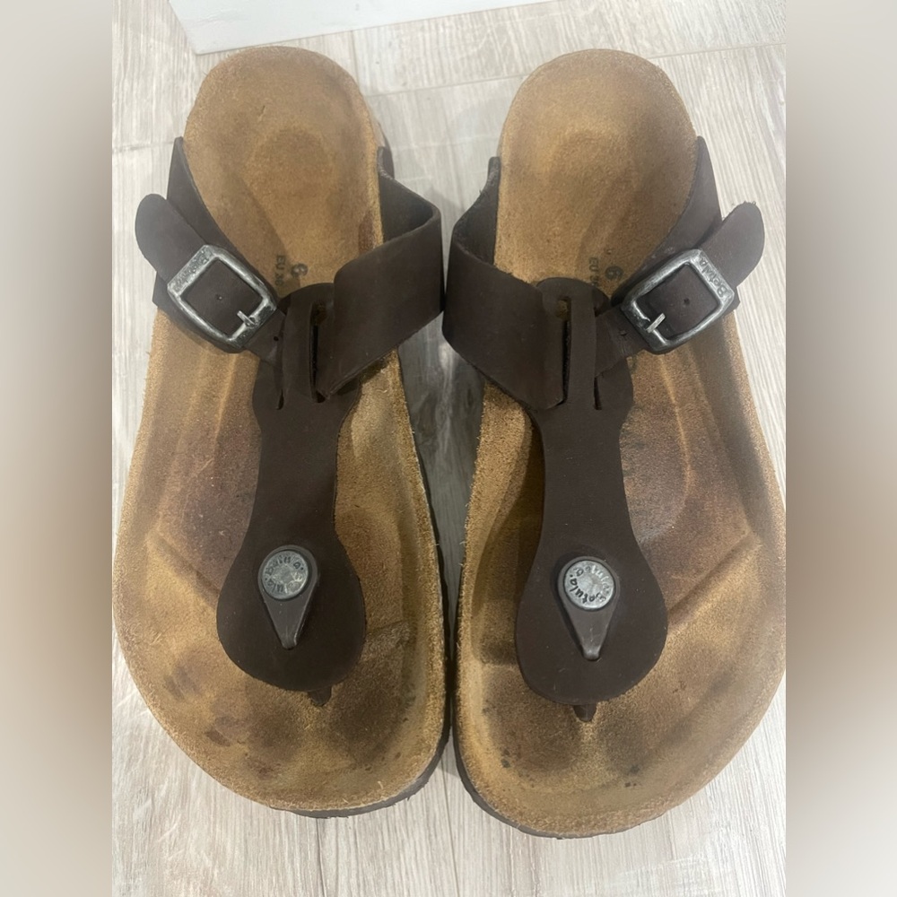 Betula by Birkenstock Brown Suede Gizeh Sandals Size 6